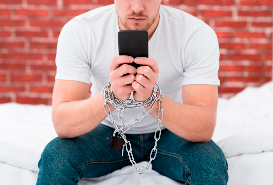 Adicción a Internet: riesgos y señales de alerta