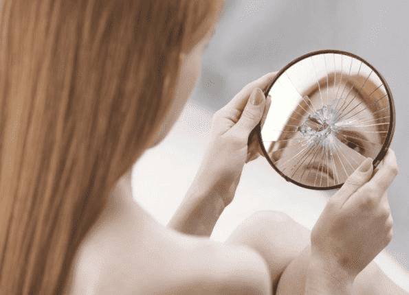 Dismorfia Corporal: síntomas y tratamiento