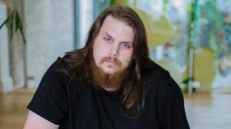 "Estuve 7 años jugando a videojuegos en bata y sin salir de casa"