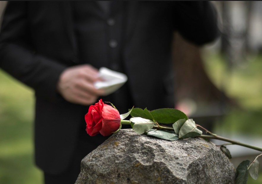 Artistas que han muerto por la misma droga que llevó a Demi Lovato a la sobredosis