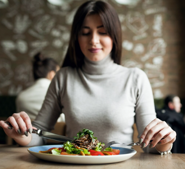 Despacio y con el estómago lleno