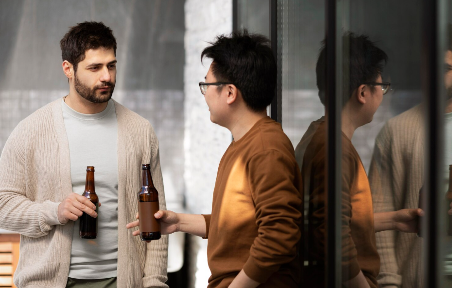 Cuáles son los "12 pasos" de Alcohólicos Anónimos para recuperar adictos.