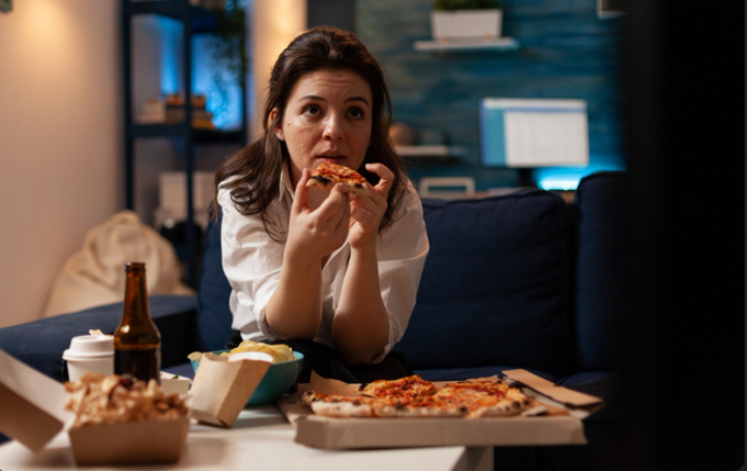 8 señales de que eres adicto a la comida