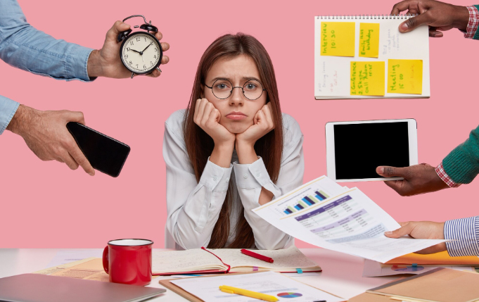 La relación actual con el trabajo es enfermiza. El estrés está en máximos: así puedes identificar la adicción al trabajo