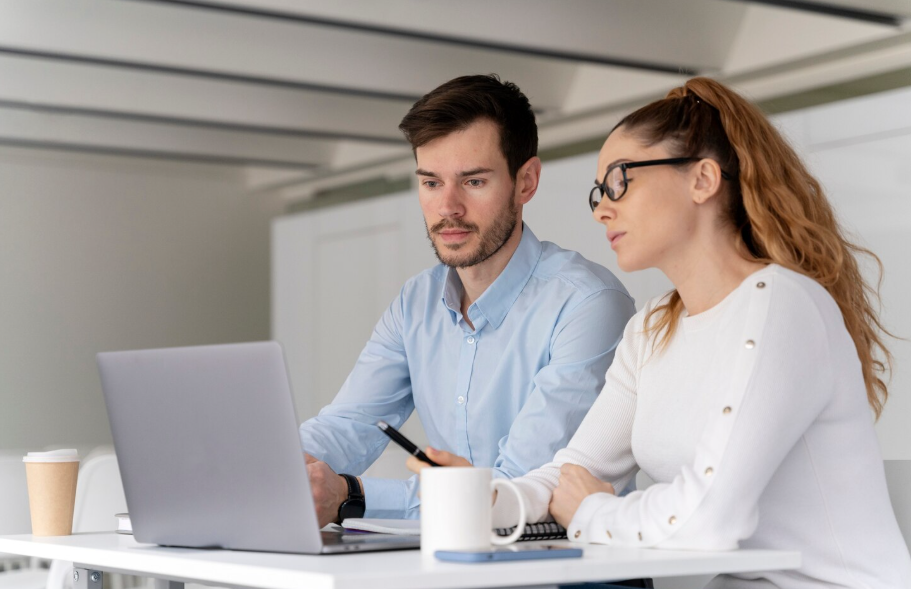 43% de mexicanos padece estrés laboral y 33% es adicto al trabajo: investigadora UNAM
